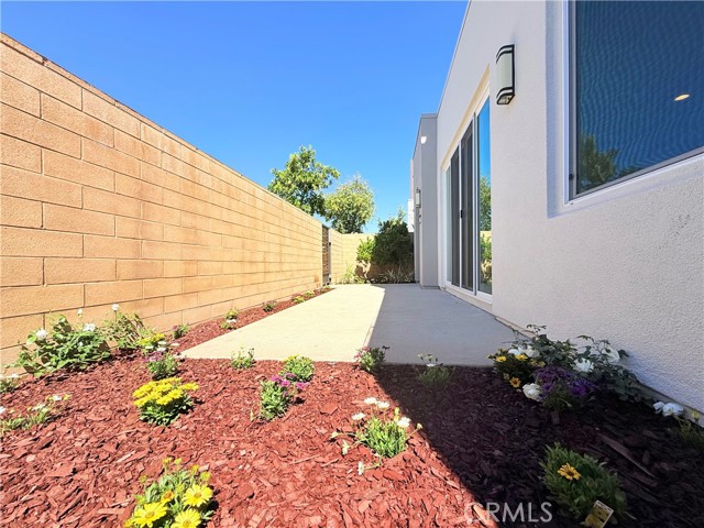 268 Novel, Irvine CA: https://media.crmls.org/medias/03147c47-f798-4060-a4f7-87d5a8254048.jpg