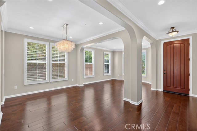 Detail Gallery Image 5 of 67 For 11680 Cetona Way, Porter Ranch,  CA 91326 - 4 Beds | 4 Baths