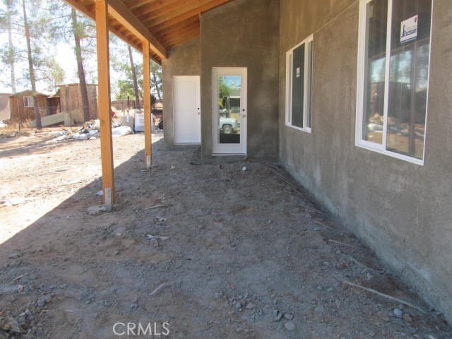Detail Gallery Image 6 of 20 For 15772 Jasmine Ave, Victorville,  CA 92395 - 4 Beds | 3 Baths