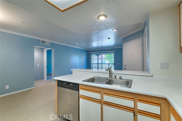 Detail Gallery Image 16 of 49 For 215 S Cross Creek Rd #E,  Orange,  CA 92869 - 1 Beds | 1 Baths