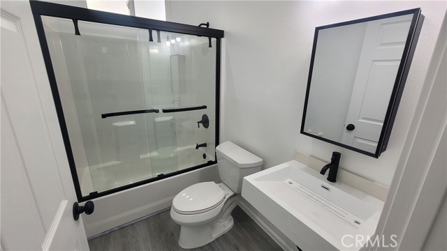 Detail Gallery Image 15 of 23 For 1605 Santa Ana St #B,  Anaheim,  CA 92805 - 2 Beds | 2 Baths