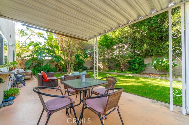 Detail Gallery Image 6 of 37 For 1517 237th, Harbor City,  CA 90710 - 4 Beds | 3 Baths