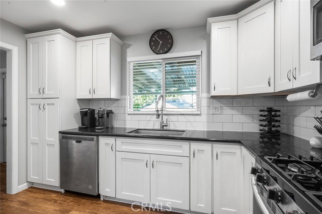 Detail Gallery Image 12 of 49 For 8506 Conway Dr, Riverside,  CA 92504 - 3 Beds | 1/1 Baths