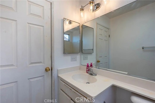 10221 Lawson Avenue, Adelanto CA: https://media.crmls.org/medias/0319c797-2611-4a8d-b86f-f01d326fea4c.jpg