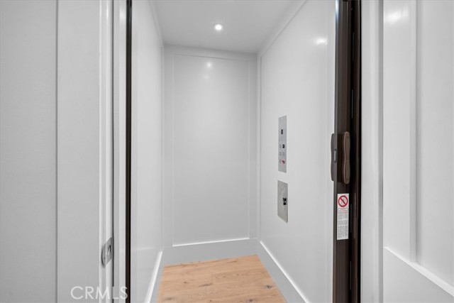 Image 25 of 62 For 910 28th Street