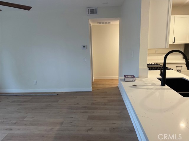 Detail Gallery Image 8 of 21 For 1365 Crafton Ave #1011,  Mentone,  CA 92359 - 1 Beds | 1 Baths