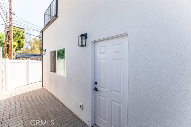 Detail Gallery Image 10 of 63 For 16701 Rinaldi St, Granada Hills,  CA 91344 - 3 Beds | 2/1 Baths