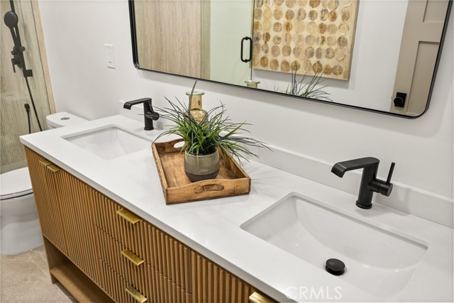 5161 E 27th Street, Long Beach CA: https://media.crmls.org/medias/031b23de-39ea-45a0-834a-b0bd08abe750.jpg
