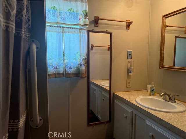 Detail Gallery Image 9 of 11 For 1349 W 135th St, Gardena,  CA 90247 - 1 Beds | 1 Baths