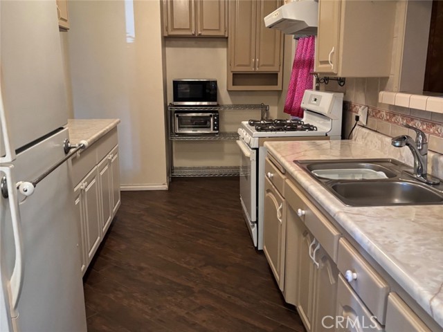 9045 Borson Street photo 3