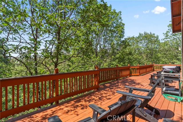 1019 Pintail Circle, Lake Arrowhead CA: https://media.crmls.org/medias/031c3c63-7c02-4593-8a1f-183f315b9ed8.jpg