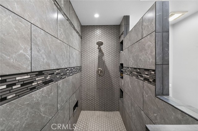 Detail Gallery Image 32 of 57 For 908 W Linden St., Ontario,  CA 91762 - 6 Beds | 3 Baths