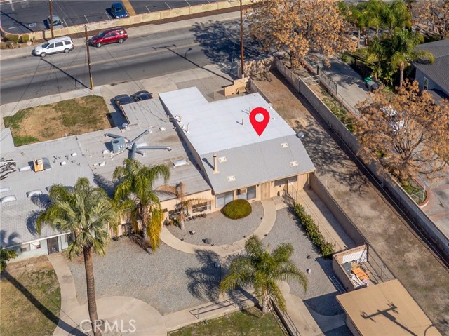 332 E 7th Street, San Jacinto CA: https://media.crmls.org/medias/031ca6ad-3c17-4ae3-9d75-452dcc66d1a6.jpg