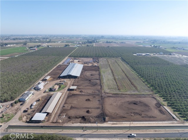 Detail Gallery Image 2 of 14 For 3918 S Kilroy Rd, Turlock,  CA 95380 - 5 Beds | 2 Baths