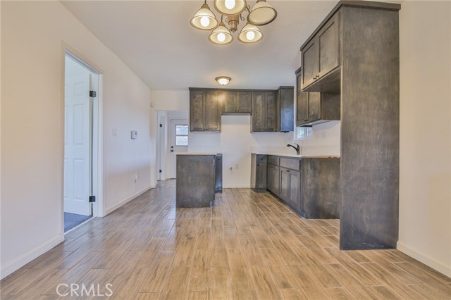 Detail Gallery Image 11 of 42 For 125 E 90th St, Los Angeles,  CA 90003 - 2 Beds | 2 Baths