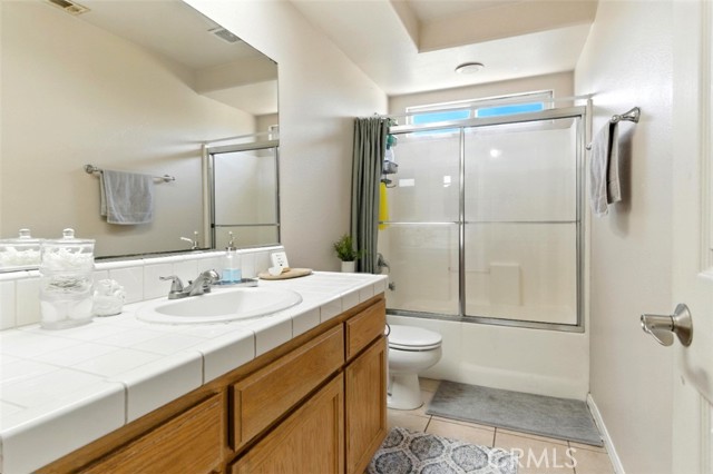 16662 Joshua Street, Hesperia CA: https://media.crmls.org/medias/031ec04e-8386-4eda-a16f-a0c350ad1df2.jpg
