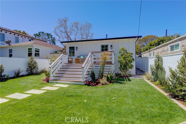 1420 Walnut Avenue, Manhattan Beach, California 90266, 3 Bedrooms Bedrooms, ,1 BathroomBathrooms,Residential,Sold,Walnut,SB23054654