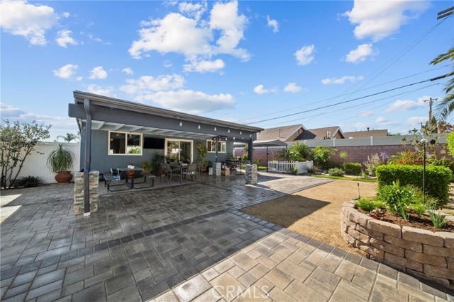 Detail Gallery Image 25 of 38 For 10111 Elkwood, Sun Valley,  CA 91352 - 3 Beds | 1 Baths