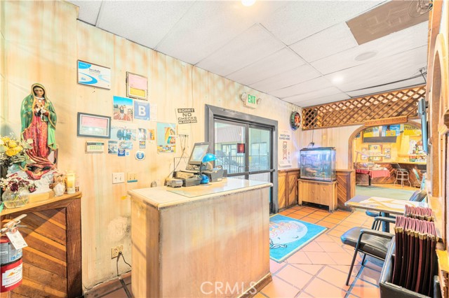 1020 E K E Avenue, Lancaster CA: https://media.crmls.org/medias/031f4be0-275d-4676-be98-7e157444cdf2.jpg