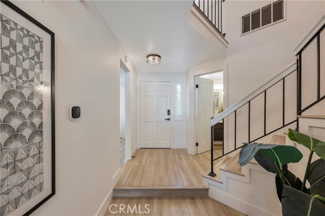 Detail Gallery Image 10 of 71 For 25271 Baja Mar, Lake Forest,  CA 92630 - 3 Beds | 2/1 Baths