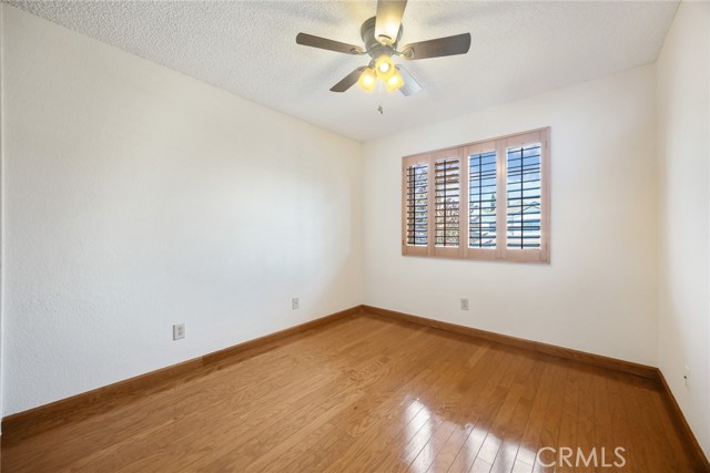 5795 Blackbird Lane, La Verne CA: https://media.crmls.org/medias/031fb357-7da2-4b14-9a91-a9f209584b8a.jpg