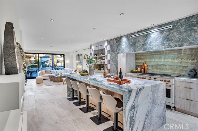 Detail Gallery Image 15 of 68 For 505 17th St, Huntington Beach,  CA 92648 - 3 Beds | 2/1 Baths