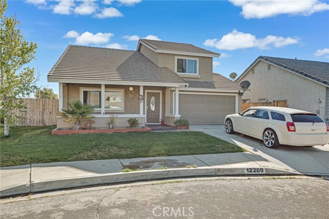 Detail Gallery Image 3 of 42 For 12269 Stonegate Cir, Victorville,  CA 92392 - 3 Beds | 2/1 Baths