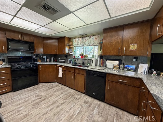 Detail Gallery Image 40 of 70 For 800 S 1st, Barstow,  CA 92311 - 4 Beds | 3 Baths