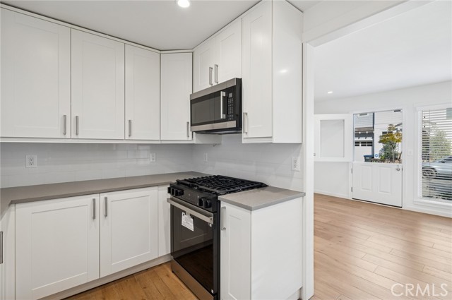 Detail Gallery Image 5 of 24 For 620 1/2 Acacia Ave, Corona Del Mar,  CA 92625 - 2 Beds | 2 Baths