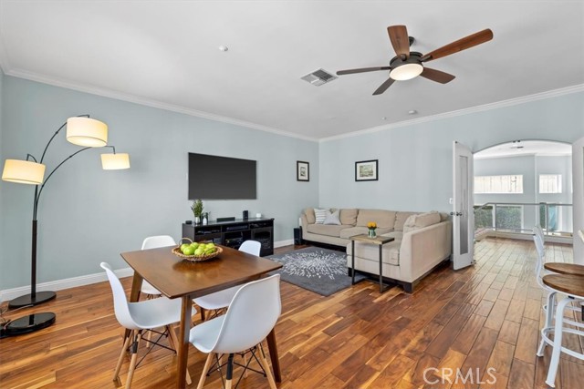 Separate eating area off of the kitchen