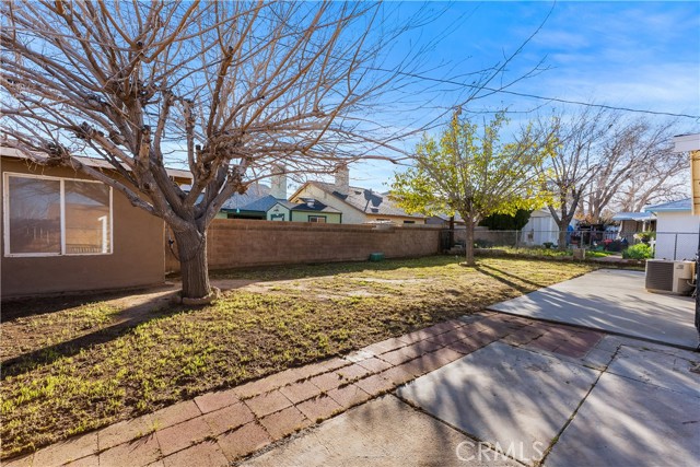 Detail Gallery Image 39 of 40 For 1252 E Avenue R6, Palmdale,  CA 93550 - 3 Beds | 1 Baths