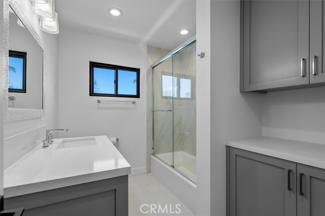 6334 Riggs Place, Los Angeles CA: https://media.crmls.org/medias/03222da5-a40b-4ec1-9aec-de9d63f31e6a.jpg