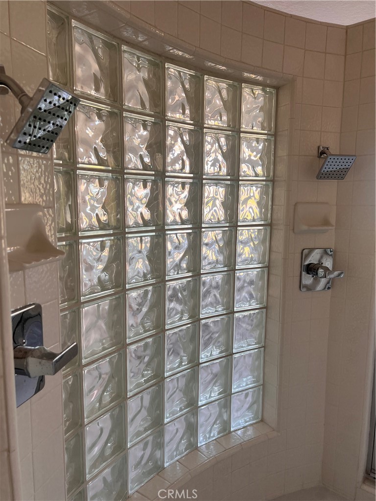 https://media.crmls.org/medias/0322c84d-0ebc-4638-b9cb-f086afb5b29d.jpg?preset=X-Large