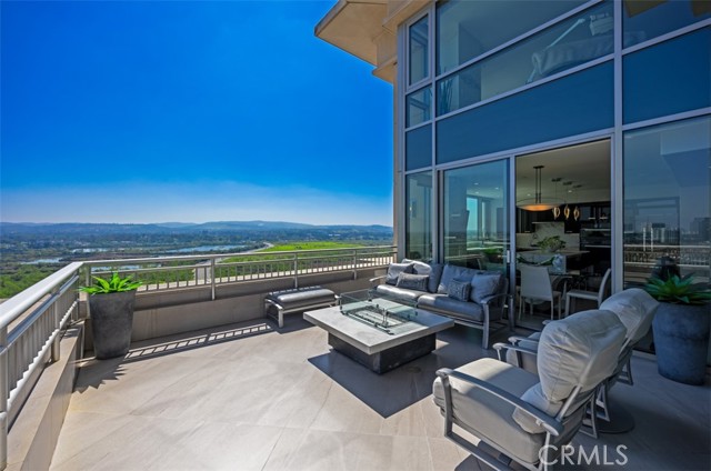 Detail Gallery Image 13 of 64 For 8155 Scholarship, Irvine,  CA 92612 - 3 Beds | 3/1 Baths