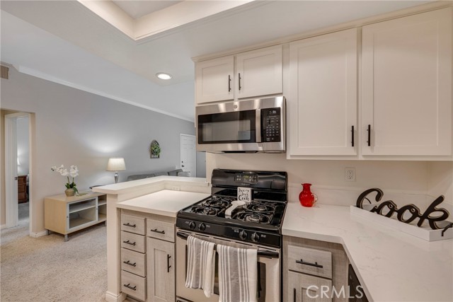 28987 Canyon Ridge Drive, Trabuco Canyon CA: https://media.crmls.org/medias/0324c5cb-e4d7-45cb-9e4c-7889849d94f3.jpg