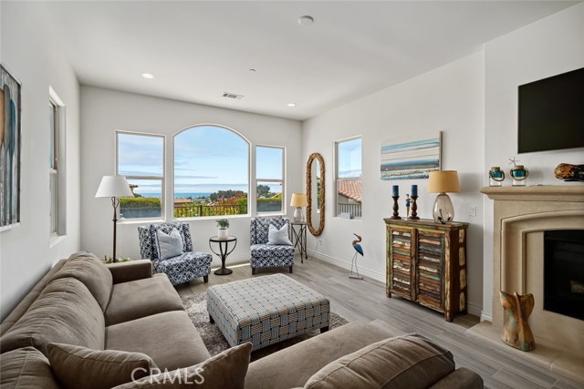 Detail Gallery Image 13 of 60 For 146 Clydell Court, Pismo Beach,  CA 93449 - 3 Beds | 2/1 Baths