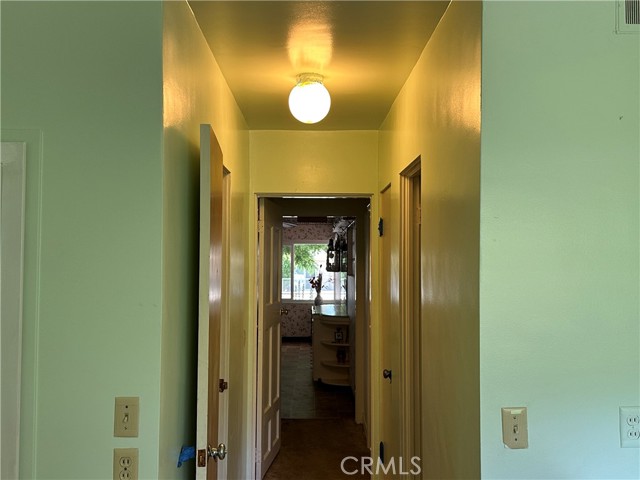 159 S Shasta S Street, Willows CA: https://media.crmls.org/medias/032521d9-a056-42b8-9c35-477da6f44f69.jpg