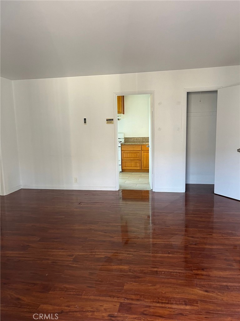 MLS #WS25269377 image #10