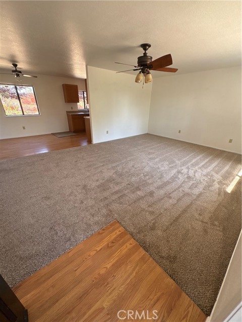 6383 Harvey Road, Paradise CA: https://media.crmls.org/medias/0325d039-f801-4ece-a65d-db210d237092.jpg