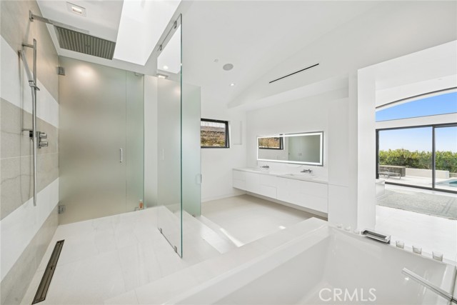 Detail Gallery Image 42 of 62 For 4607 Perham, Corona Del Mar,  CA 92625 - 4 Beds | 6/1 Baths