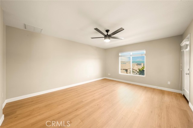 Detail Gallery Image 32 of 75 For 26640 via Bellazza, Valencia,  CA 91381 - 3 Beds | 2/1 Baths