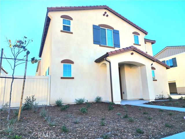 Detail Gallery Image 3 of 37 For 1111 Tropic Ct, Redlands,  CA 92374 - 3 Beds | 2/1 Baths
