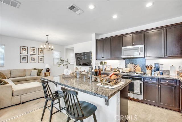 15730 Moonflower Avenue, Chino CA: https://media.crmls.org/medias/03297c00-ffce-44a2-ade8-35fcc1cb38b0.jpg