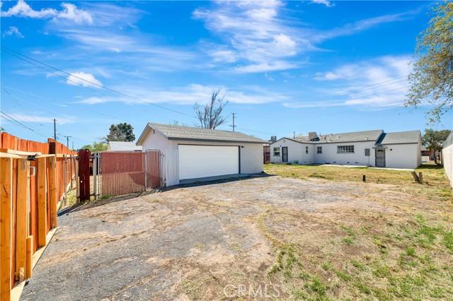 Detail Gallery Image 37 of 41 For 44516 Fern, Lancaster,  CA 93534 - 3 Beds | 2 Baths