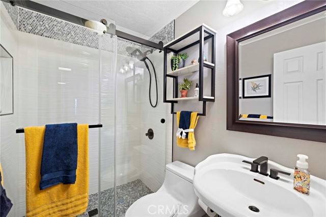 Detail Gallery Image 10 of 54 For 4744 Live Oak Canyon, La Verne,  CA 91750 - 6 Beds | 5 Baths