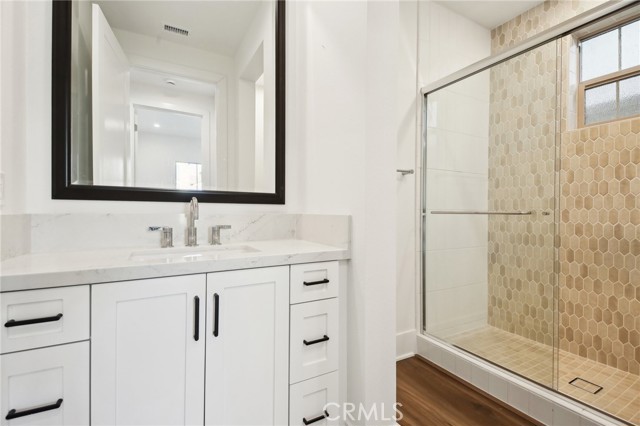 Image 10 of 31 For 125 Oakstone