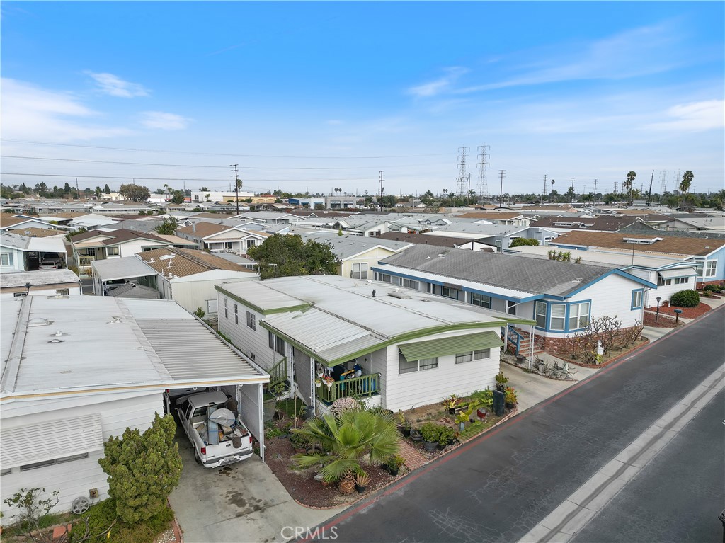 MLS #OC26158322 image #1