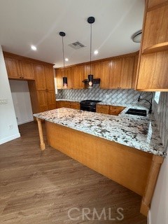 https://media.crmls.org/medias/032cca7f-681b-4de6-9829-5f3ede6bdd90.jpg?preset=X-Large