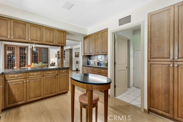 Detail Gallery Image 27 of 67 For 16700 Bosque Dr, Encino,  CA 91436 - 3 Beds | 2/1 Baths