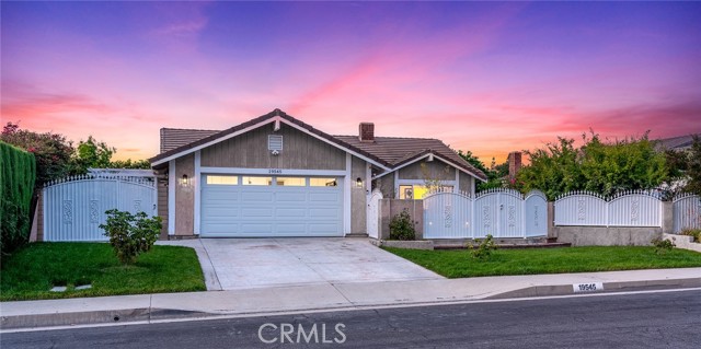 19545 Quicksilver Lane, Rowland Heights CA: https://media.crmls.org/medias/032dd577-2901-4fe8-ab03-3a593c5b27de.jpg